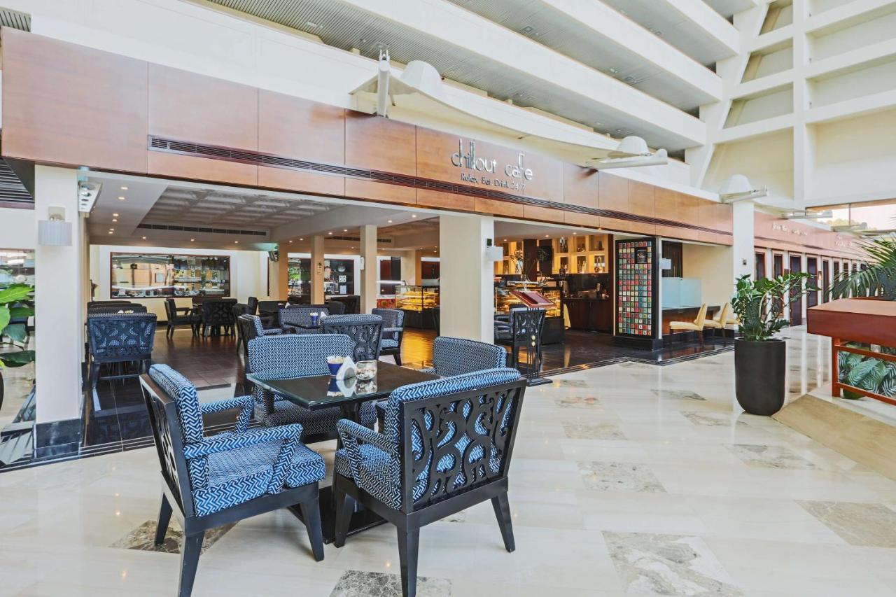 Radisson Blu Resort, Sharjah Bagian luar foto Lobby