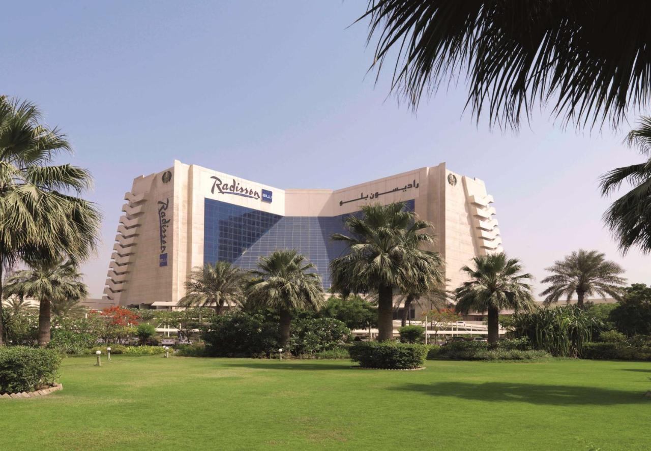 Radisson Blu Resort, Sharjah Bagian luar foto Radisson Hotel, Sharjah
